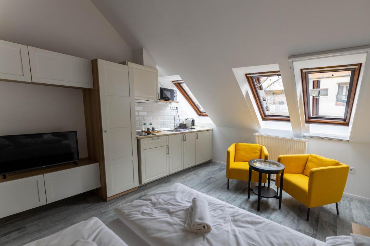 Roomstore Studio Apartments Eger Ngoại thất bức ảnh